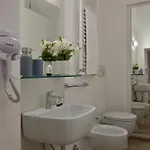 Palazzo Tridente Pensión 4*